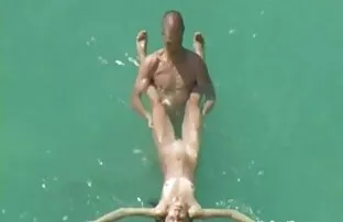 XXX युवा भोजपुरी हिंदी सेक्सी मूवी यूरोपीय भाड़ में जाओ में गुदा पर एक सफेद सोफे