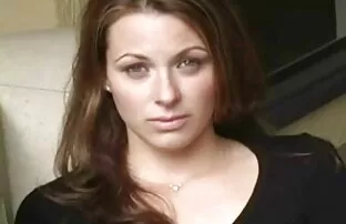 XXX किशोरी काले बाल वाली masturbates में एकल के साथ हिंदी सेक्सी मूवी फिल्म Vodicka