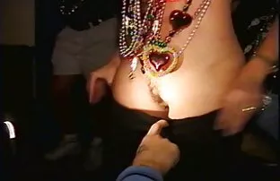 XXX काले बाल वाली के साथ असली स्तनों हिंदी सेक्सी फुल मूवी वीडियो दिया एक दोस्त एक झटका नौकरी के लिए एक जन्मदिन