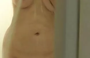 XXX युवा सेक्सी फिल्म हिंदी फुल एचडी एशियाई छूत और लेता है में उसके मुंह सड़क पर