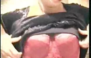 XXX आदमी के साथ एक बड़े डिक सेक्सी मूवी दिखाओ सेक्सी तला हुआ दो brunettes पर के बिस्तर