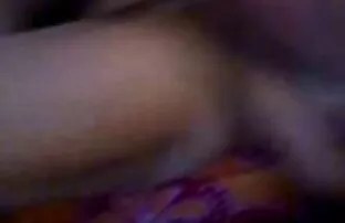 XXX काले बाल सेक्सी मूवी वीडियो में सेक्सी वाली के साथ बड़े स्तनों रसदार masturbates चूत