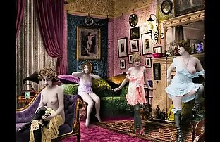 XXX शैतान के साथ बड़े डिक फ्राइज़ काले बाल वाली हिंदी मूवी सेक्सी वीडियो में संकीर्ण पेशाब