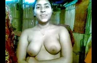 XXX ग्लैमरस काले बाल मूवी एचडी सेक्सी वाली के साथ रसीला लूट प्यार करता है करने के लिए copeat में तेल