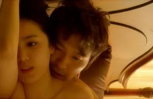 XXX लड़की के साथ दौर स्तनों लिया एक शॉवर पर एक हिंदी मूवी का सेक्सी वीडियो छिपा कैमरा