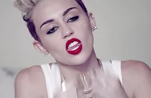 XXX वेश्या के साथ बड़े बट masterfully बेकार है बड़े फुल सेक्सी हिंदी मूवी डिक