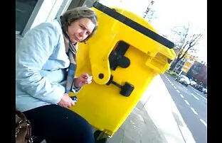 XXX अकेला हिंदी सेक्सी मूवी Devaha संतुष्ट खुद के साथ एक कम्पन या उत्तेजना यन्त्र पर के बिस्तर