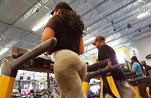 XXX Minya के साथ एक बड़े बट है खुद पर कैम हिंदी में सेक्सी पिक्चर मूवी