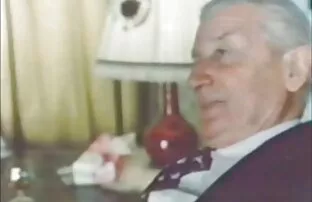 XXX चश्मे के साथ हिंदी सेक्सी फुल मूवी वीडियो महिला चेहरे पर शुक्राणु के साथ drjuhates