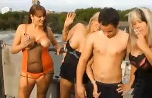 XXX जर्मन महिला हो जाता है सेक्सी मूवी हिंदी घसीटा से मुश्किल सेक्स